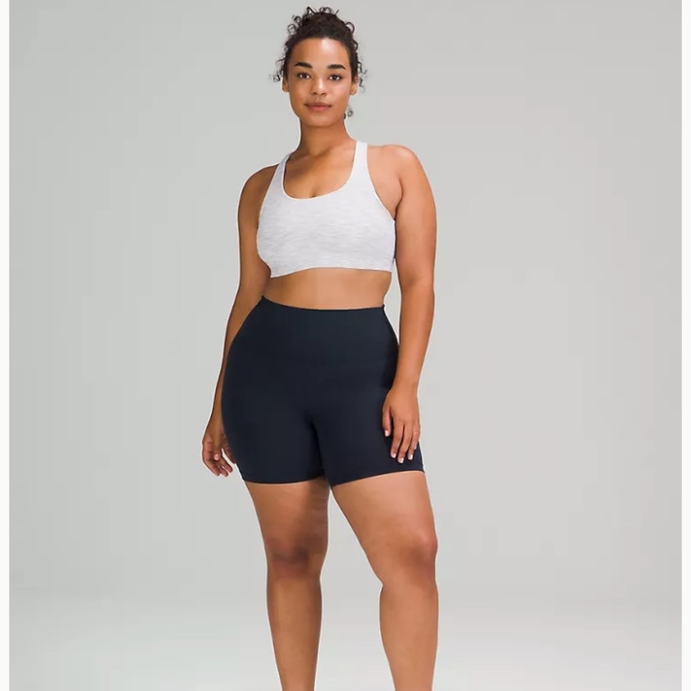 Lululemon high rise short 6”